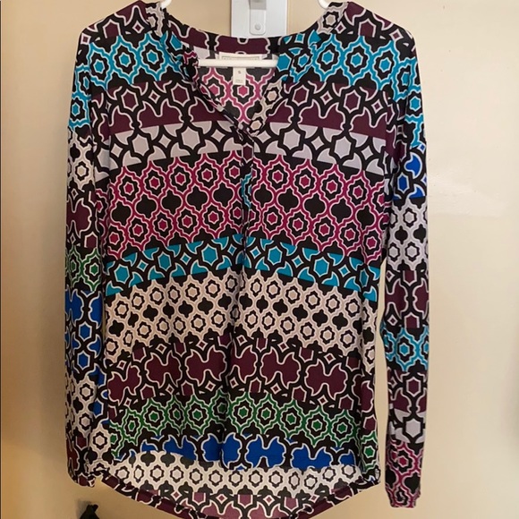 Size small blouse bundle - Picture 2 of 4